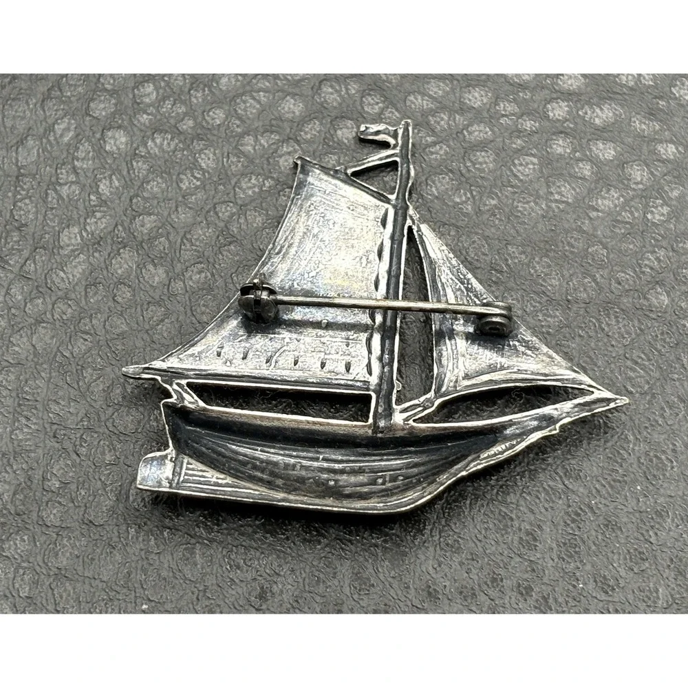 Vintage Sailboat Ship Brooch Nautical Ocean Beach Silver Plated